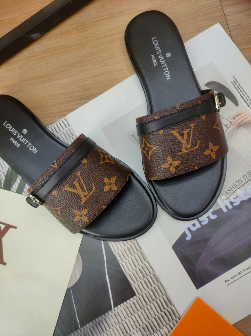 Louis Vuitton Slippers